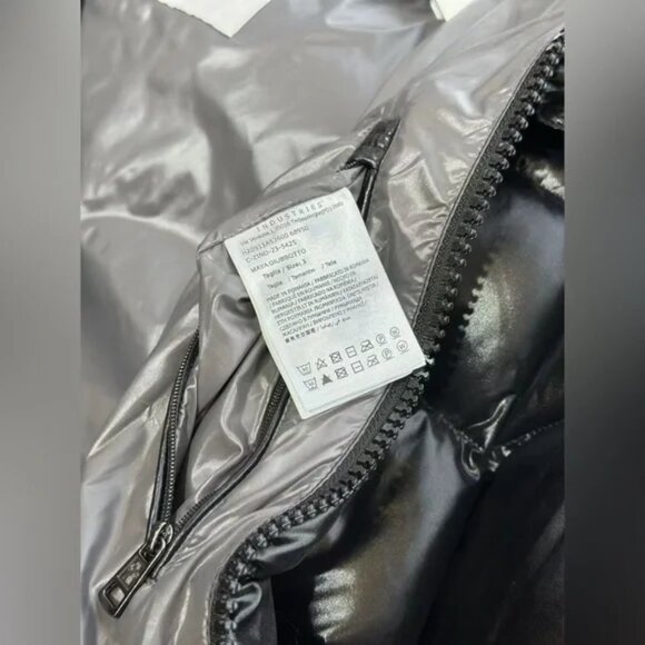 Moncler Maya short down jacket - Picture 8 of 10